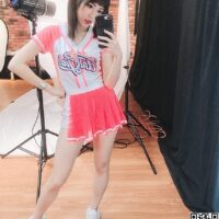 吴彩冞Mina 不仅脸蛋亮丽还有一双修长美腿 (17P)