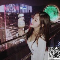 Erika 「白皙脸蛋+绝美身材」：未来指日可待！ (16P)