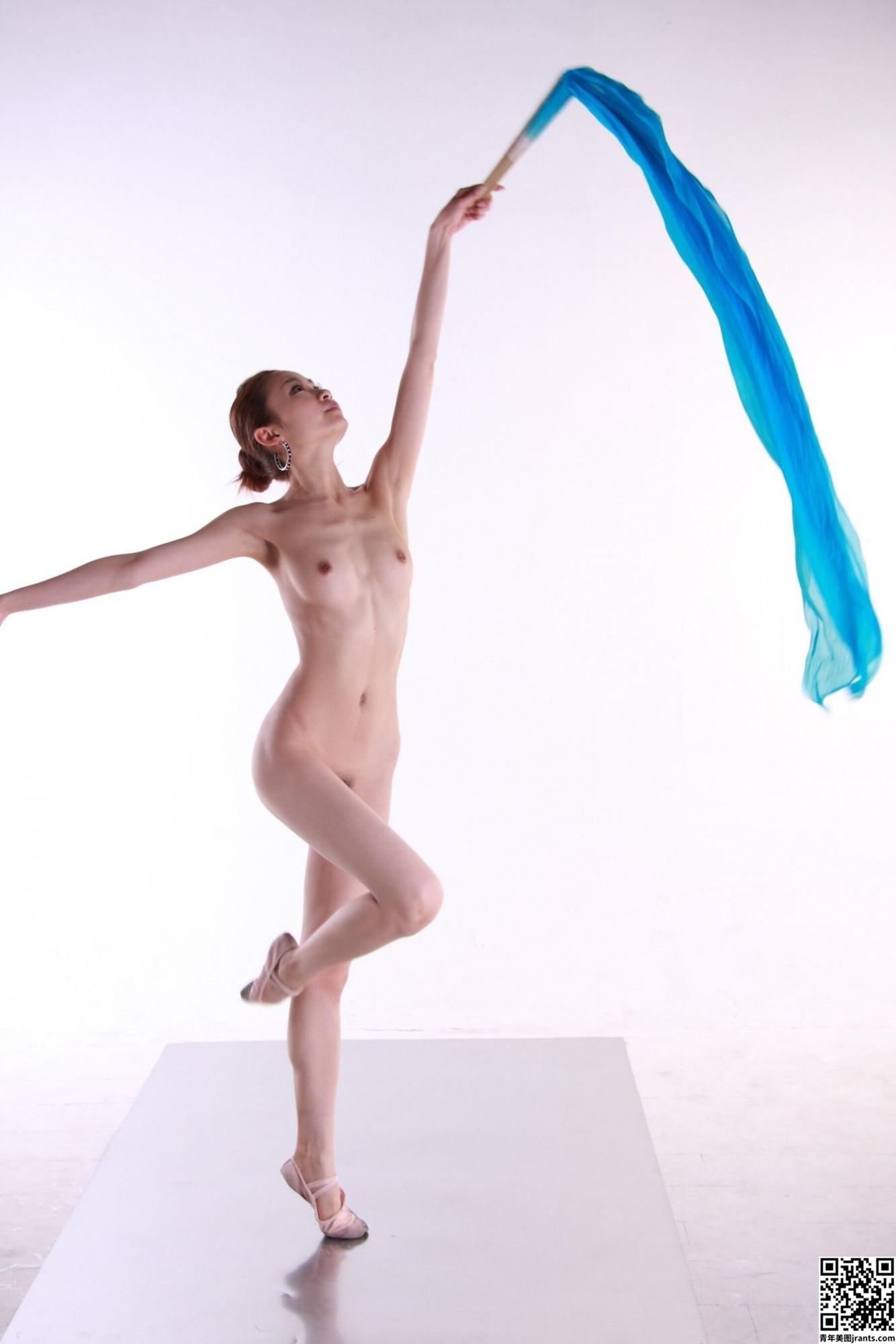 美女跳芭蕾舞这样穿就对-国模贝贝大尺度人体私拍套图-03