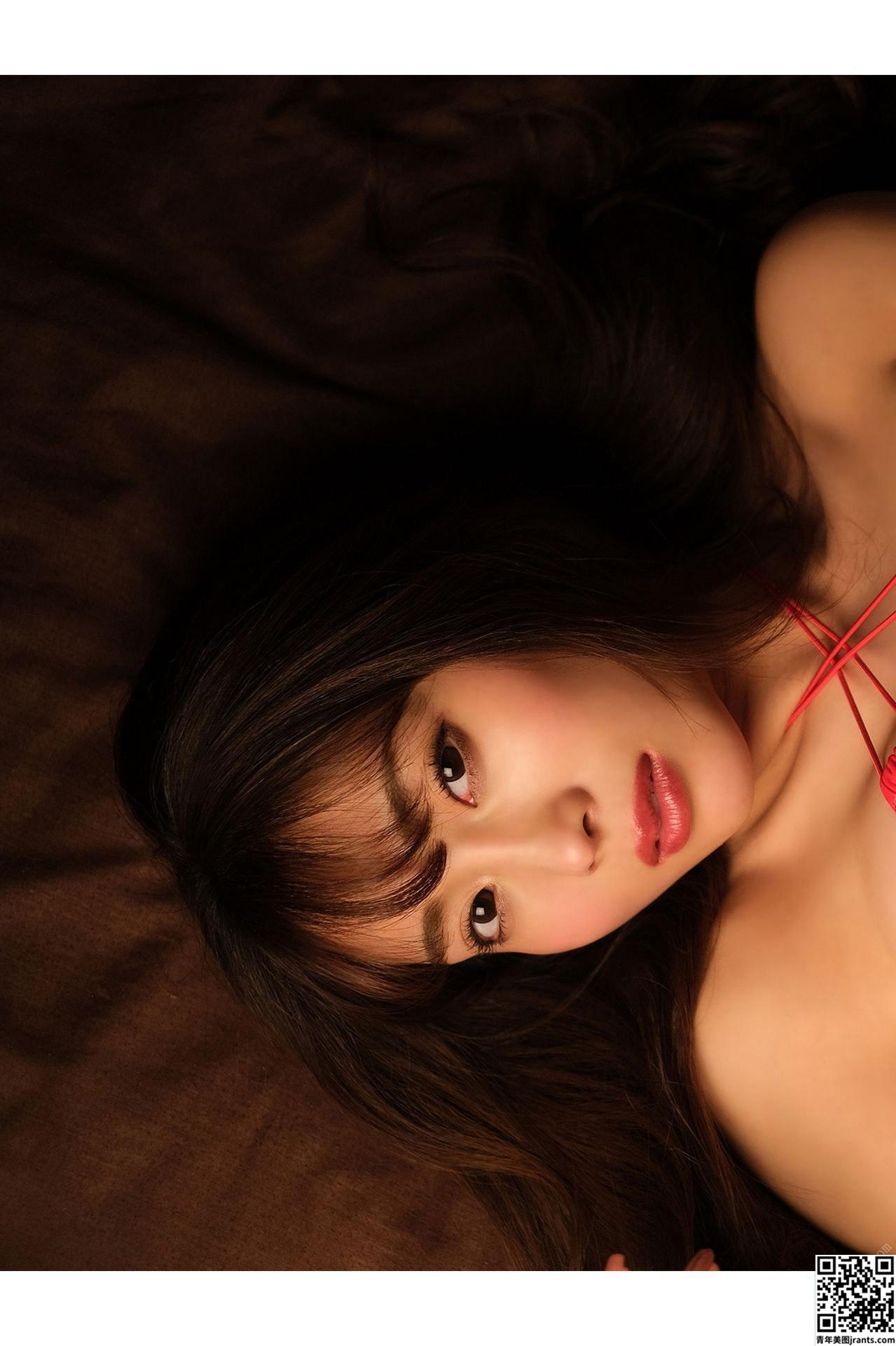 Tomomi Morisaki 森咲智美 &#8211; Covered with erotic エロまみれ