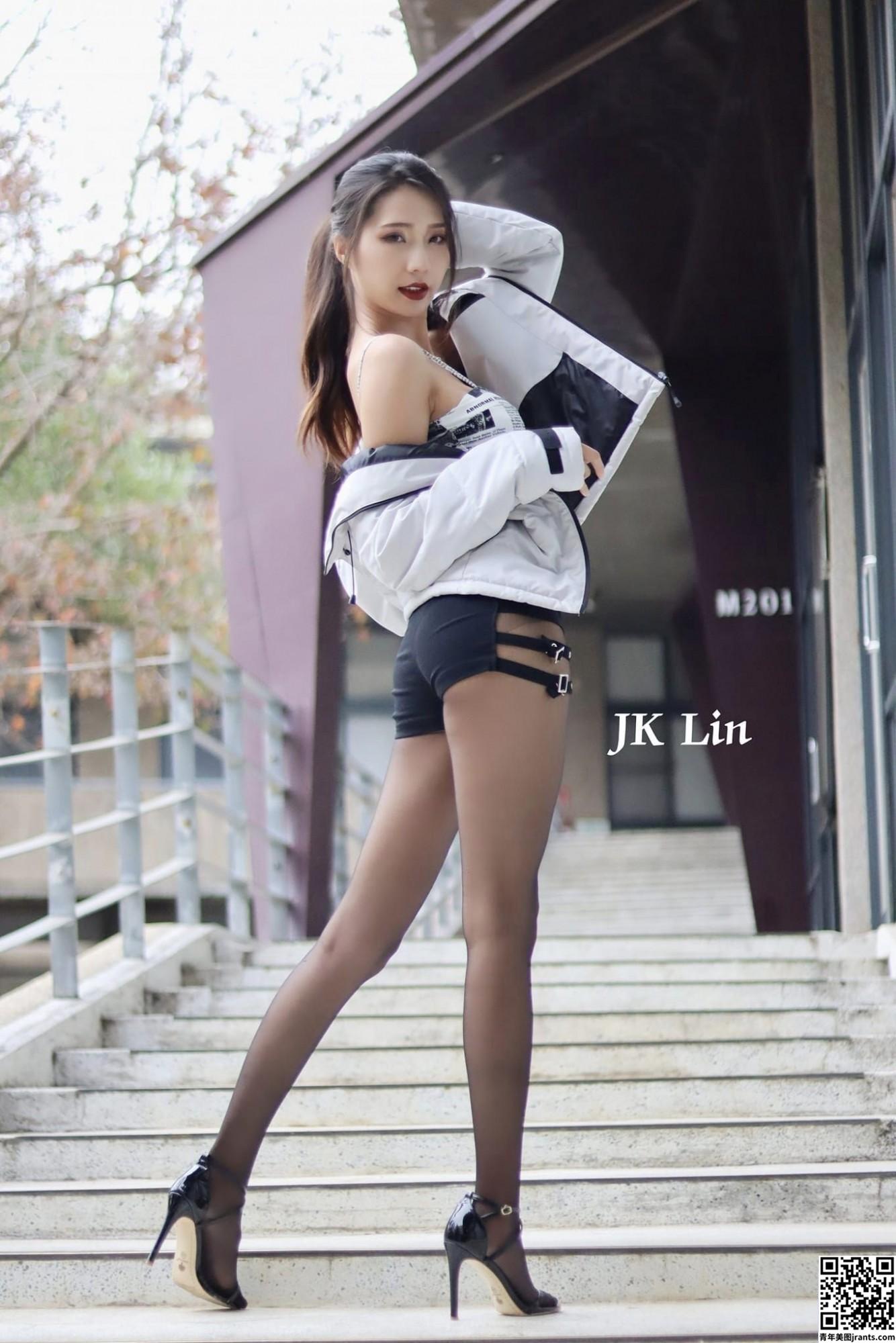 [网路收集] 台湾美腿女郎-黄韵霏 长腿美女外拍