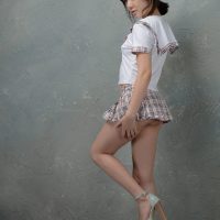 半带娇羞的韩 国制服少女大胆私拍 (42P)