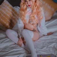 蜜蜜子Kimmie 玩电脑的少女 (50P)