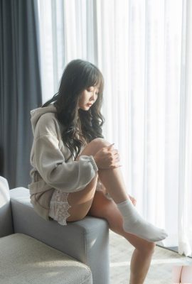 [Yeoni ] 韓 國美人誘惑打扮看了就心癢癢 (17P)