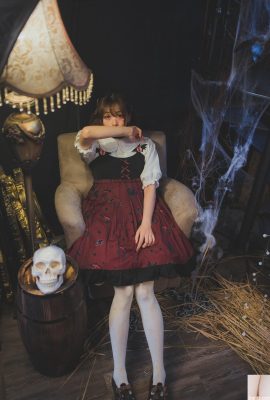 Halloween Lolita (61P)