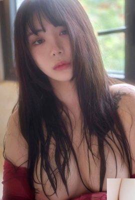 韓國美女 Wuyo 酒紅睡衣 濕身寫真 (36P)
