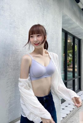 清新美女「饅頭」多張極品美照曝光…甜笑誘惑你的心 (10P)