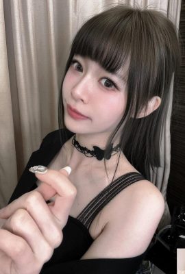 「Vivi 林芝衣」誘惑的美乳身材真的好犯規 (10P)