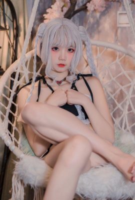 [Coser] 五更百鬼 – 聖女「吊帶黑絲」 (59P)