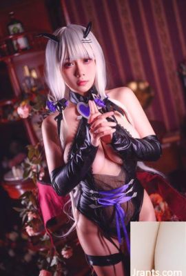 [Coser] 末夜787 – 碧藍航線「光輝魅魔」 (40P)