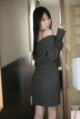 香水じゅん ヌード寫真集『エロティカめっっっちゃかわいい』1 (83P)