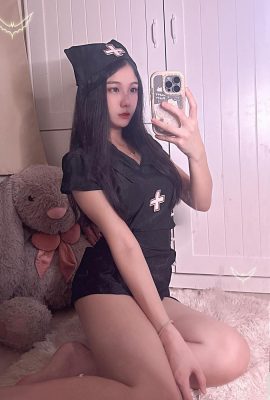 「小莓Nurse」完美身材滿滿魅力 讓人看了好上火 (26P)