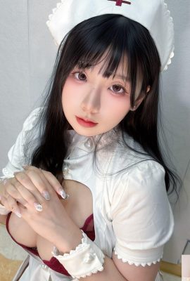 若隱若現「小兔寶遙夜」各種惹火美奶照 (23P)