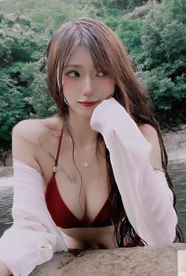 「瞳KIMI」渾圓側乳曲線讓人難以招架 (24P)