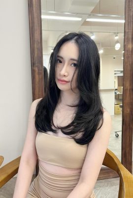 「晴晴_Emilie」視覺衝擊讓人腿軟站不住 (28P)