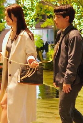 Togawa Nami：港口地區的一名婦女在反向成人約會時有太多的金錢和性慾。一個無法射精的硬公雞…（21p）