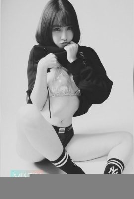 俏皮女友 「李沐」抵抗不住誘惑 (24P)