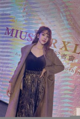 「采瑄Ning」 飽滿美胸藏不住還有勾人美腿 (23P)