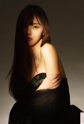 「Sharon_Chen」展現發育良好的絕世美景 (22P)