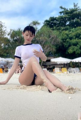 出鏡模特 阿朱 專輯標籤 海邊美女 (43P)
