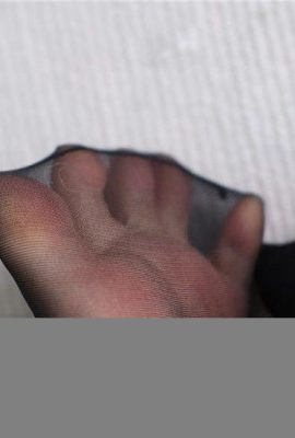 陳佩奇yyyy – 吃我臭腳 (71P)