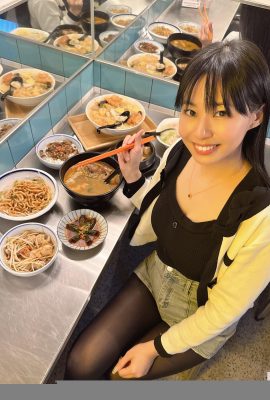 誘惑誰都扛不住「妮妮」清純臉蛋下藏著誘惑胴體 (17P)