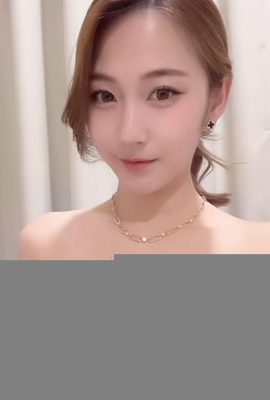 「I_齊敏」飽滿的胸型弧度好吸睛 (22P)