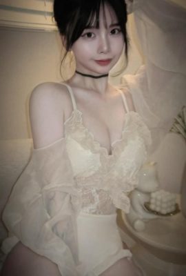 「ZAZZA」天使般的笑容給人滿滿活力 (21P)