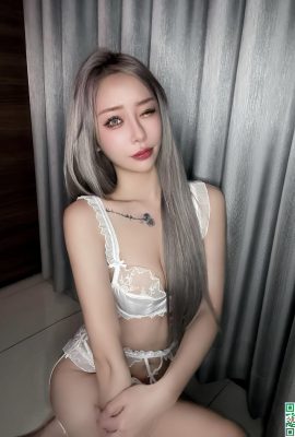 「李小文」迷人曲線 極品美人 (21P)