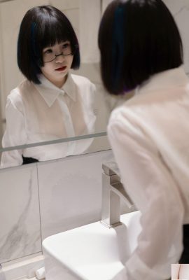 暈崽Zz《迷情小秘》 (62P)