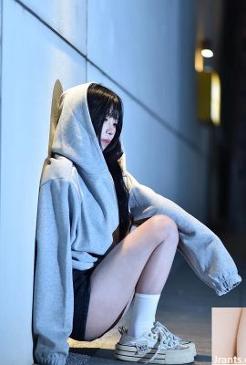 高顏值+極品身型「Chen Bai」擄獲你的芳心 (10P)