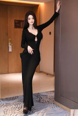 Candy糖糖 — 黑絲豹紋(露點內購版)  [81P]