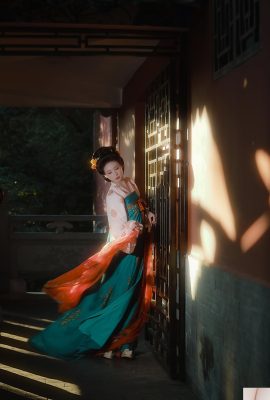 金陵玉殿鶯啼曉 瑜瑾 (21P)