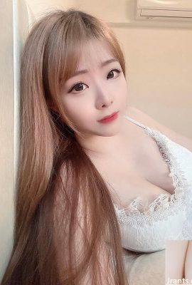 「張筱柔」超越現實的美 (10P)
