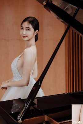 「Rubis」身材超好 奶又大 (10P)