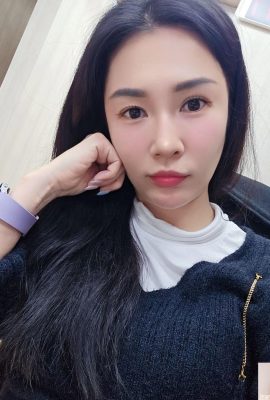 大眼女孩「Avery 文飛飛」根本天菜等級 (10P)