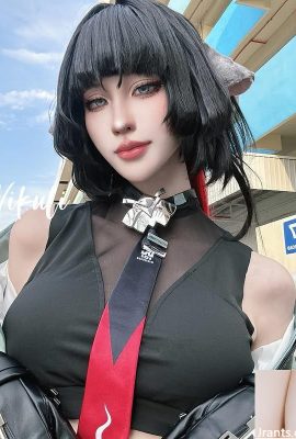 Coser「ViKU 貓梨梨」性感到一個新高度 (10P)