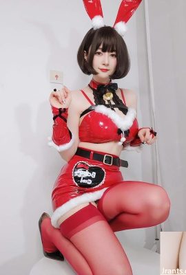 清秀臉蛋「白銀81」身材不得了 (10P)