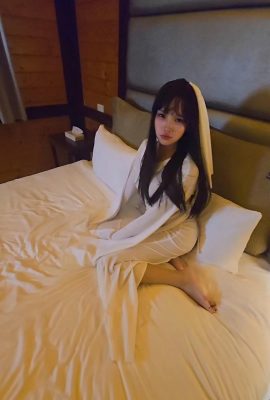 (網路收集) 慕慕Momo – 杏子夫人幽靈娘 (17P)