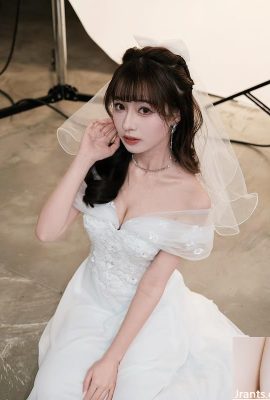 女神「佩霓