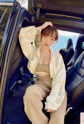 甜美女孩「詹竹竹」傲人上圍撩人讓人秒In (10P)