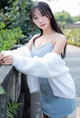 甜美系奶妹「采采兒」渾圓飽滿身材搭配性感腰線 (10P)
