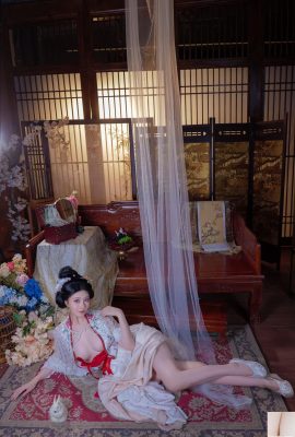 [國模套圖] 年年《廣寒仙子》 (80P)