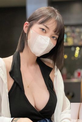 秀出唯美身材曲頰T惑富⒀饋咕W友讚不絕口 (10P)
