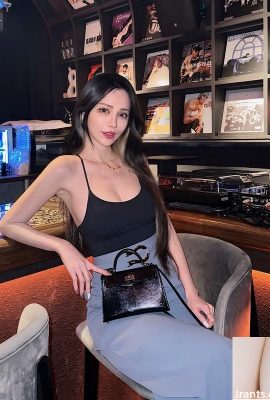 「欣廷 Ariel」 無辜眼神讓人融化 (10P)