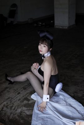 [星那美月] 兔女郎萬惡的身材黑絲誘惑 (46P)