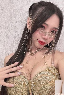 網路美女「築築」超越現實的美 (10P)
