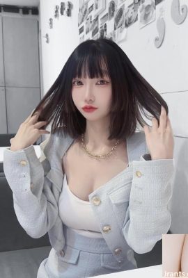 「佐娜 林」傲人上圍太逆天 (12P)