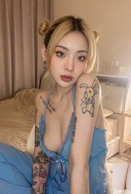 美得毫無死角「Molly Zeng」挑戰視覺極限 (10P)