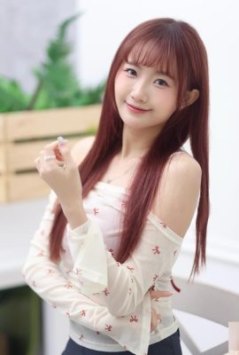 氣質美女「陳愉」完美無瑕顏值讓人暴動 (10P)